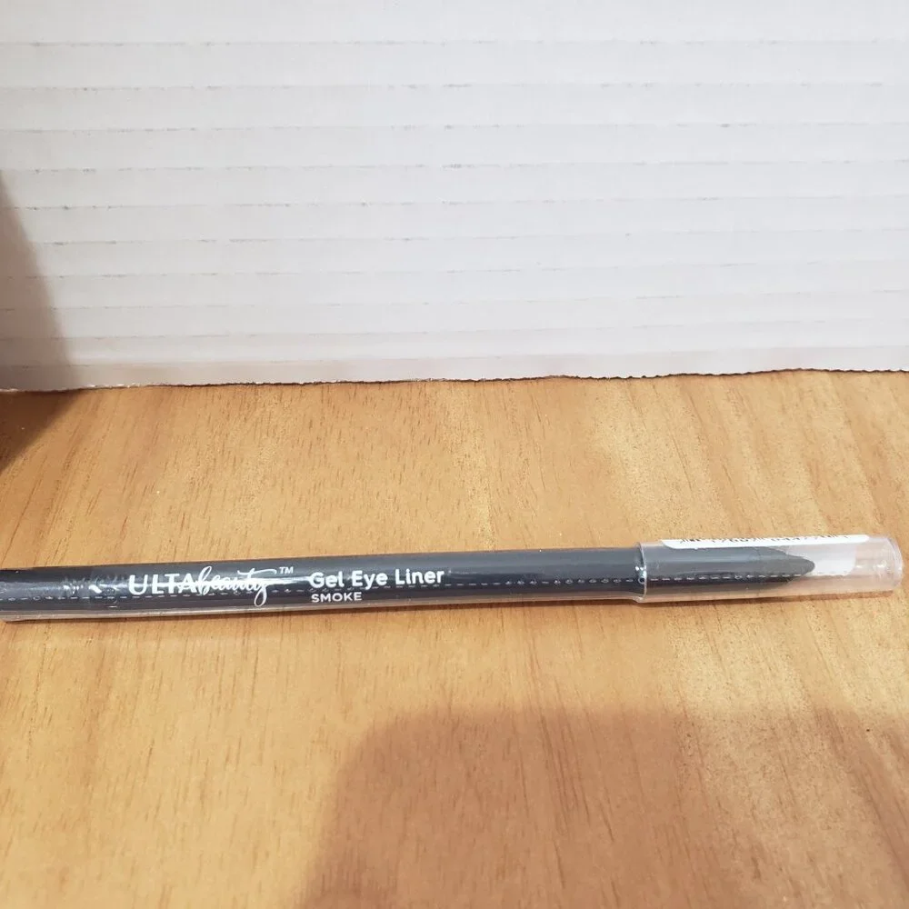 Mary Kay Finishing Spray and Ulta Beauty Gel Eye Liner Color‎ Smoke Both are New